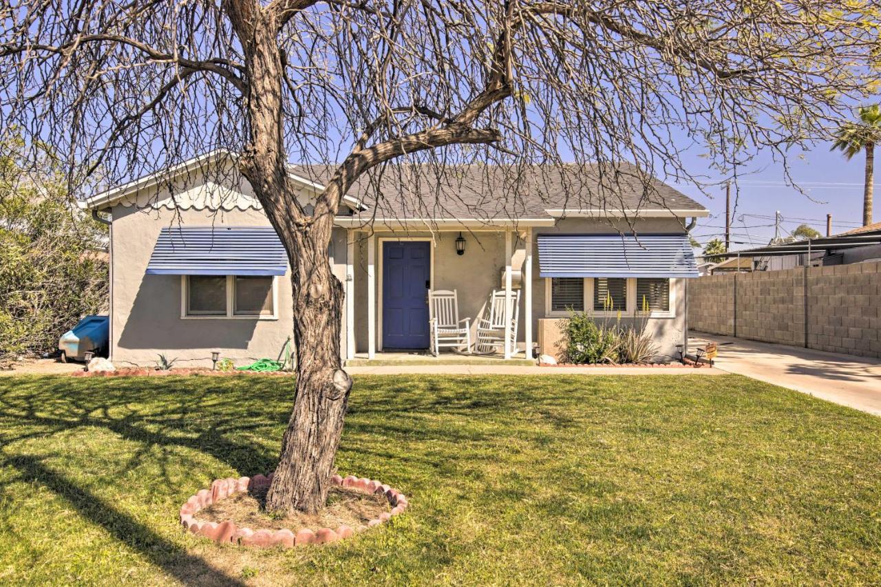 Central Phoenix Cottage With Private Yard! Exteriör bild
